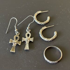 Vintage jewelry set .25 sterling silver ring size 8.5, cross and rope earrings
